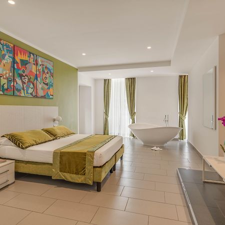 Trevi Palace Hotel Rome Bagian luar foto