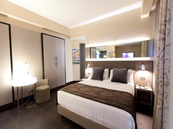 Trevi Palace Hotel Rome Bagian luar foto